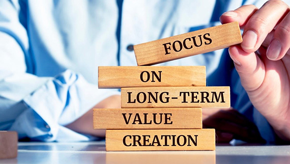 「テスラ150兆円株式報酬の衝撃―日本企業による超巨大株式報酬導入の論点」公表のお知らせ